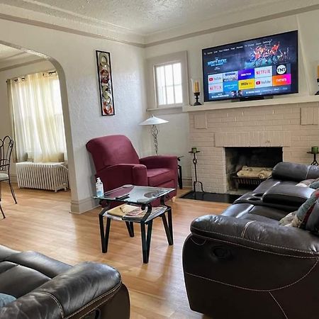 2 Bedroom Apt Near Great Lakes Naval Base And 6 Flags Waukegan Extérieur photo
