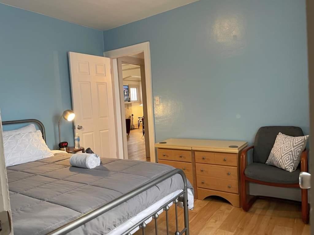 2 Bedroom Apt Near Great Lakes Naval Base And 6 Flags Waukegan Extérieur photo